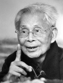 吳冠中：中國(guó)美術(shù)家協(xié)會(huì)教授，中國(guó)當(dāng)代著名畫(huà)家